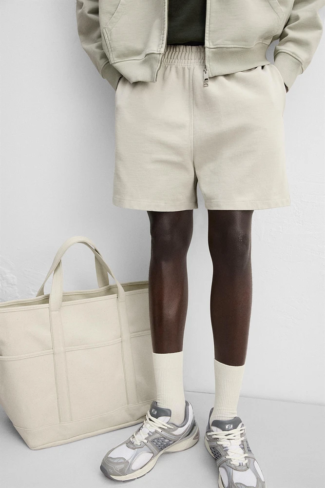 BERMUDA JOGGER REGULAR FIT