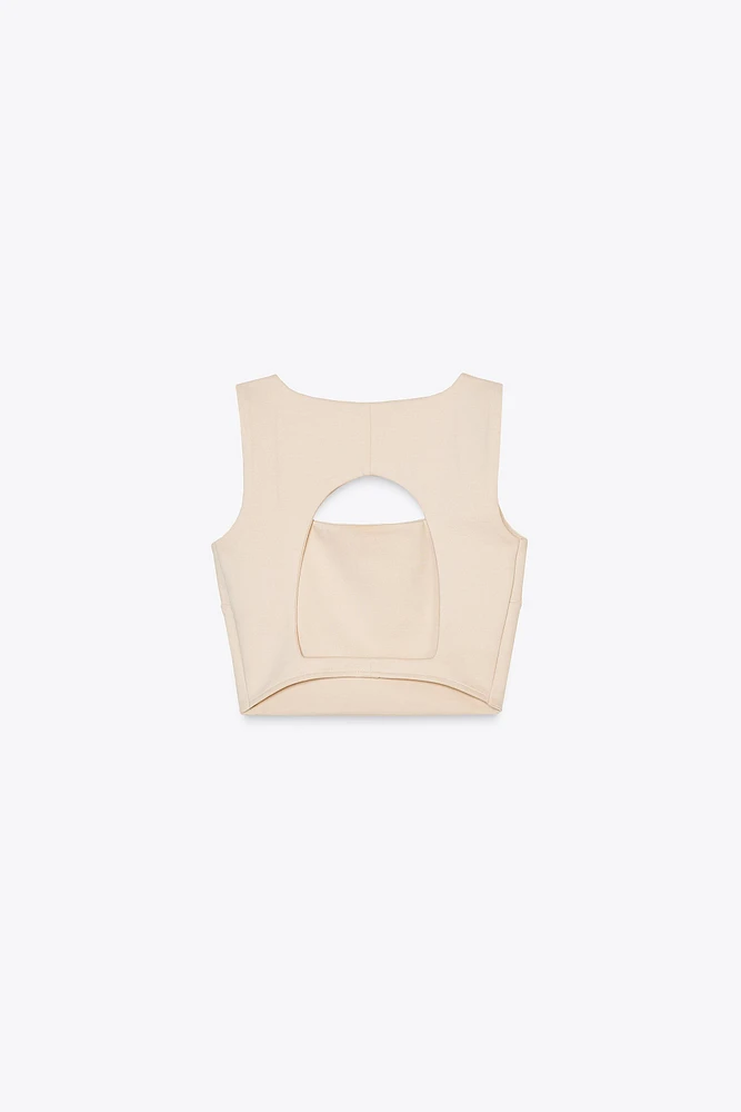 CUT OUT CROP TOP