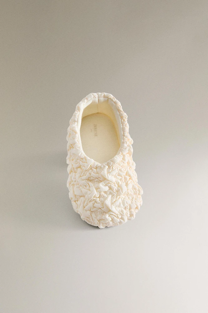 CHILDREN'S TEXTURED BALLET FLATS
