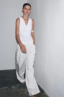 FLOWY DRAPED TOP