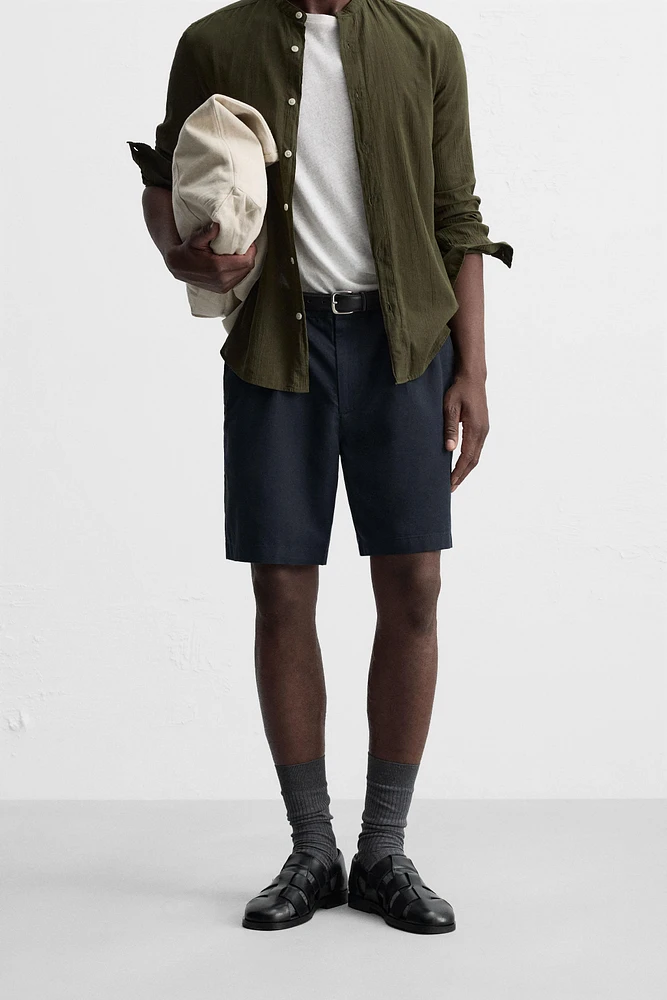 PLEATED REGULAR FIT BERMUDA SHORTS