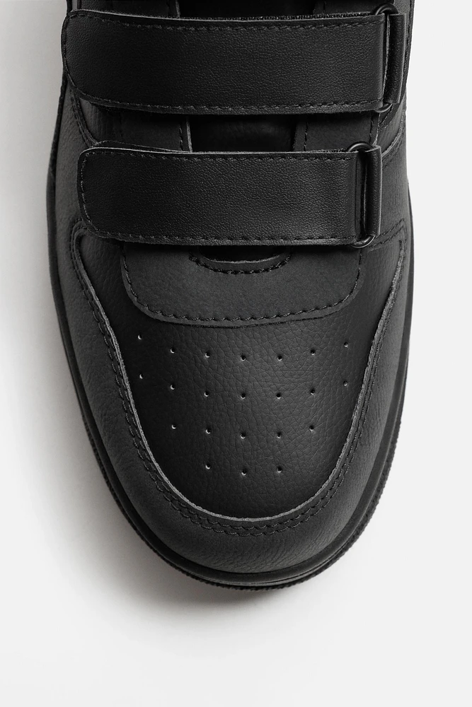 LACELESS SNEAKERS