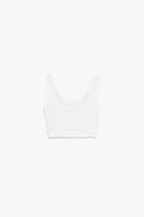 TOP AVEC BRODERIES PERFORÉES