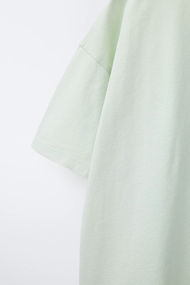 TEXTURED TEXT T-SHIRT