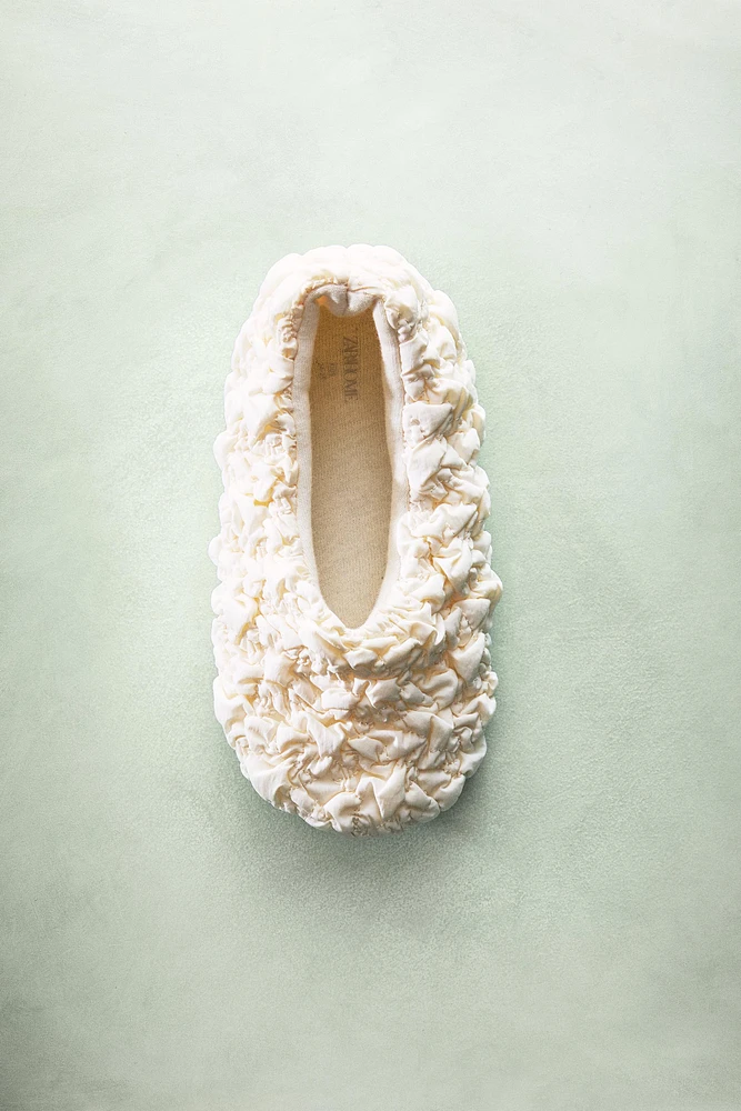 CHILDREN'S TEXTURED BALLET FLATS