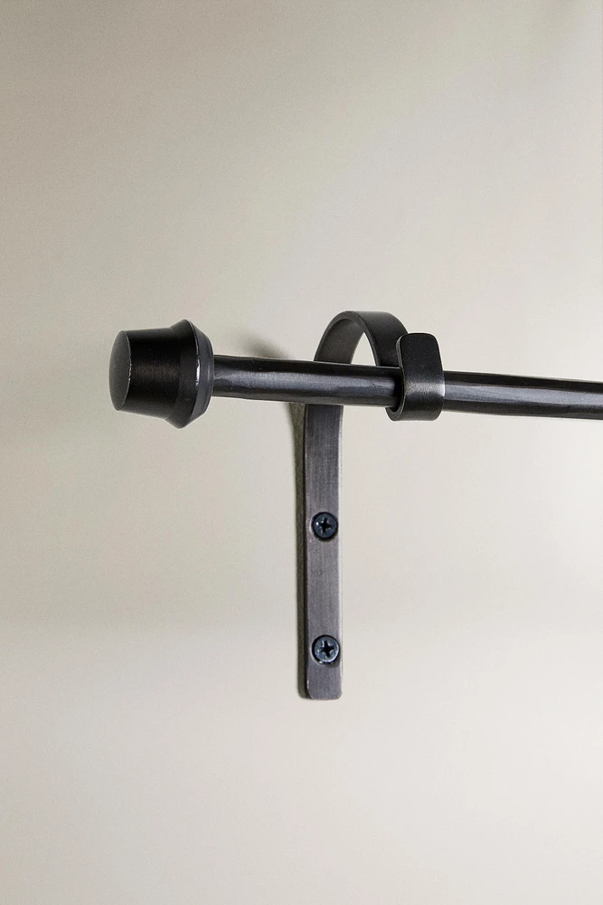 IRON CURTAIN RAIL