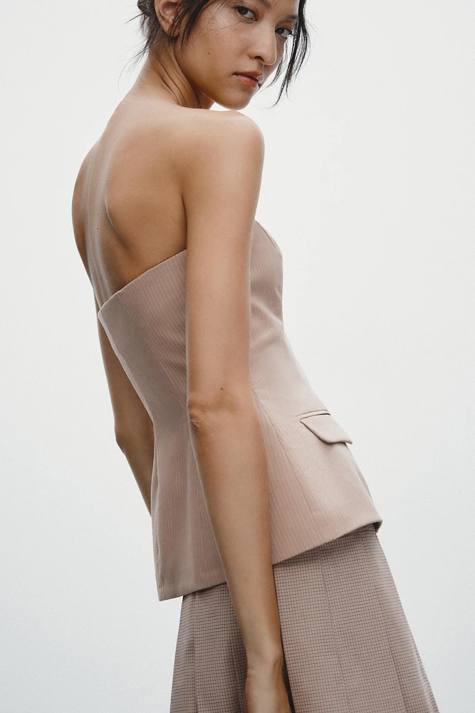 STRAPLESS TOP