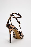CHAUSSURES À TALONS ET BRIDES ARRIÈRE AVEC IMPRIMÉ ANIMALIER