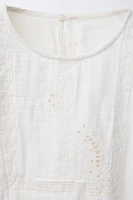 ROMANTIC EMBROIDERED SHIRT
