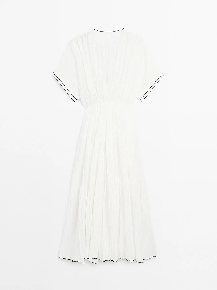 Contrast pleated long dress