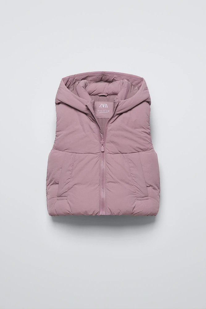 HOODED PUFFER VEST