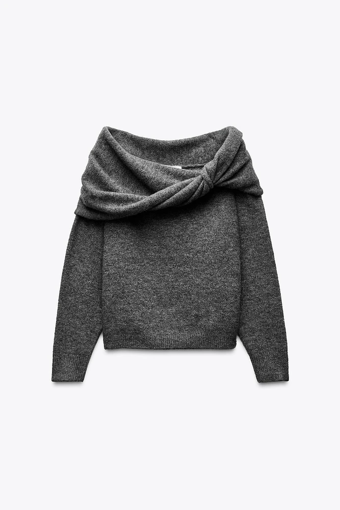 PULL OFF SHOULDER