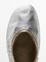 Gathered metallic ballerinas