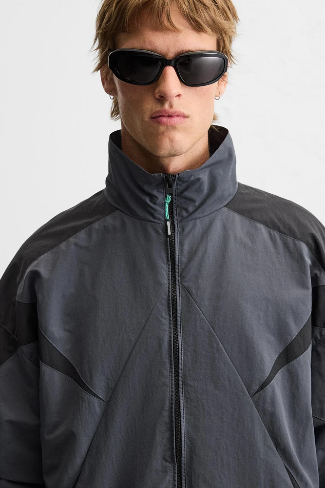 TECHNICAL COLORBLOCK JACKET