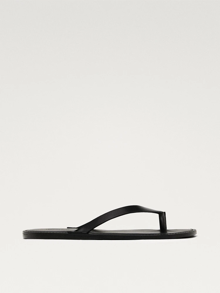 Sandales entre-doigts en cuir