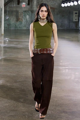 STRETCH RIBBED TOP