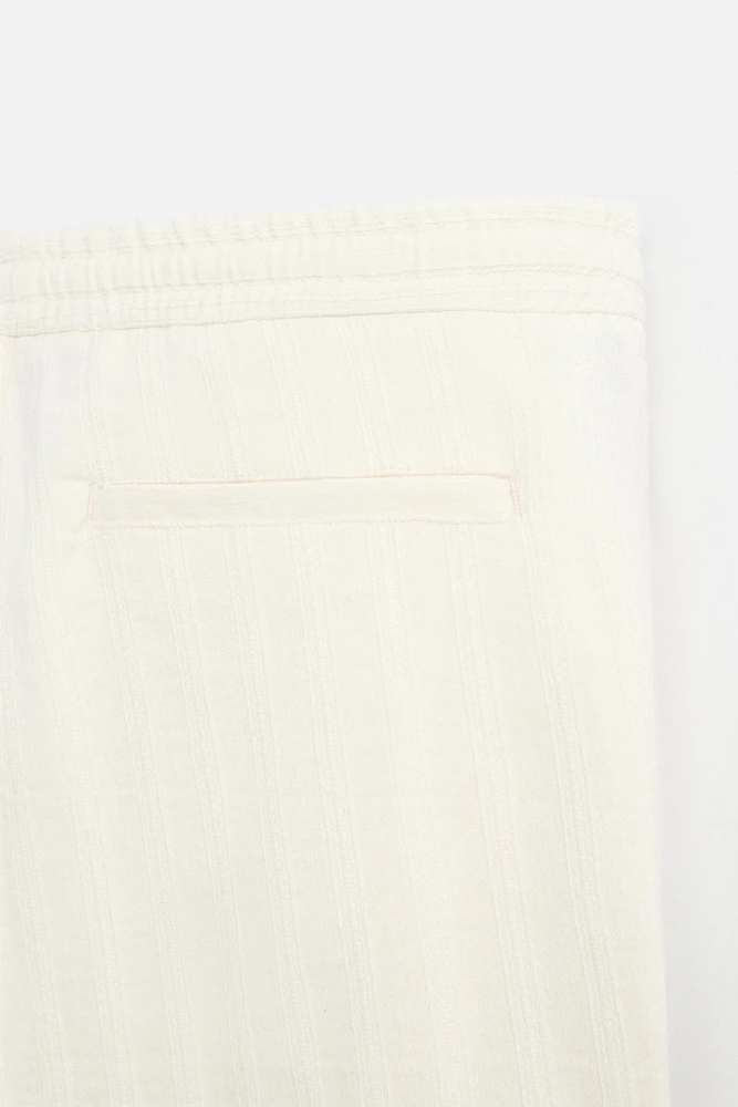 PANTALON EN JACQUARD À RAYURES