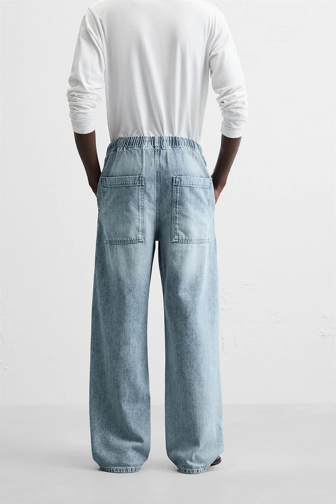 RELAXED FIT JOGGER WAIST JEANS