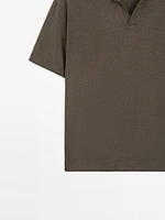 Polo en maille de lin mélangé à col V