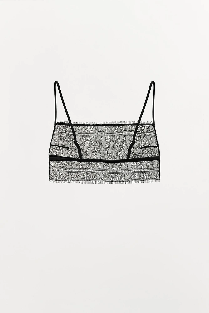 LACE BANDEAU BRALETTE