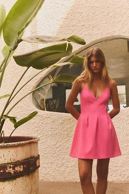 VOLUMINOUS SHORT DRESS