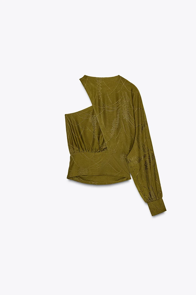 ASYMMETRIC JACQUARD TOP