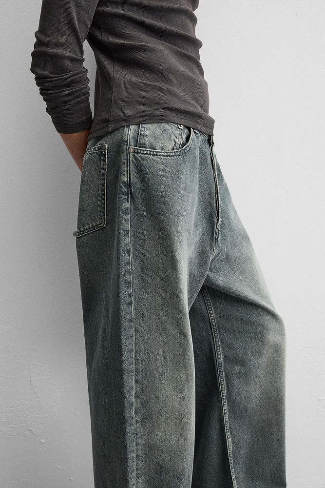 SUPER BAGGY FIT JEANS