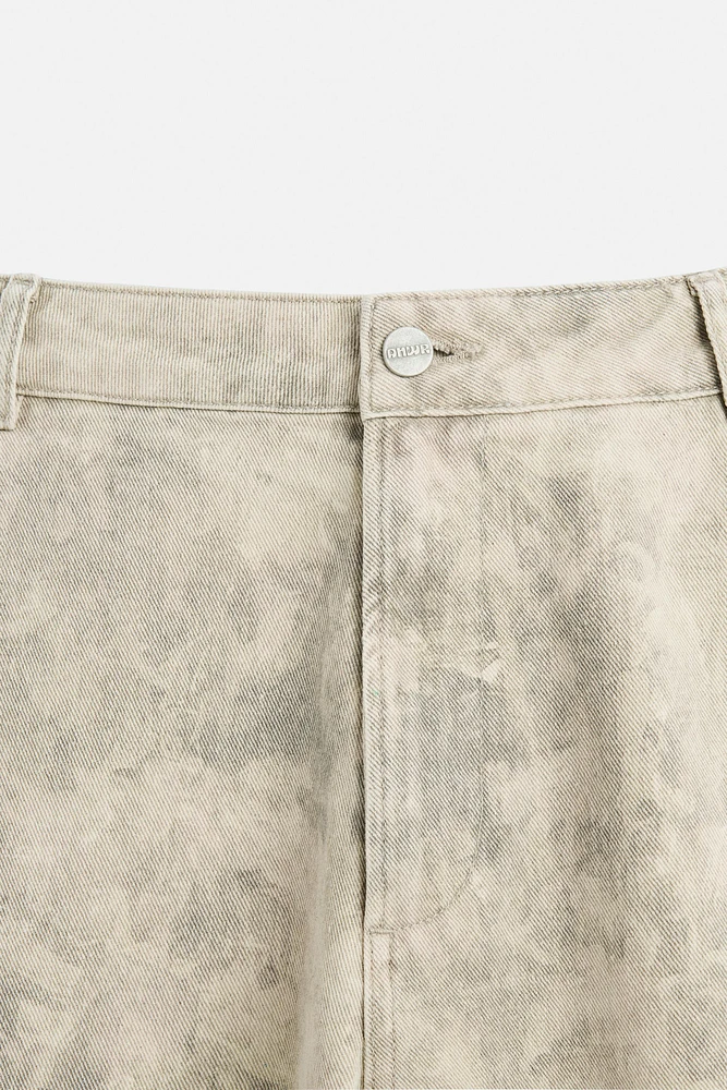 ABSTRACT PRINT CARPENTER POCKET SHORTS