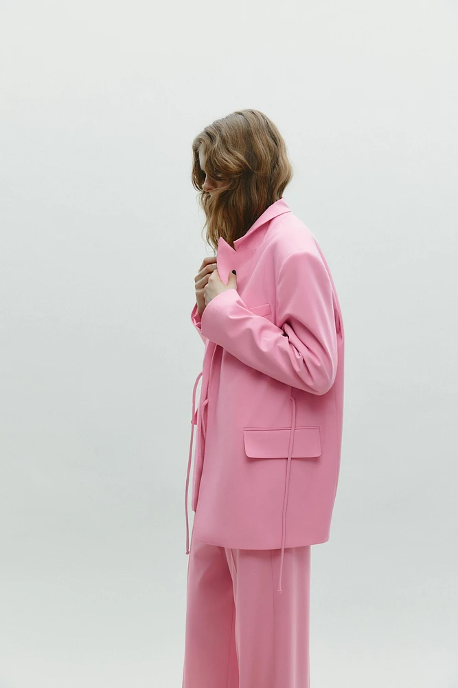 OVERSIZED BLAZER