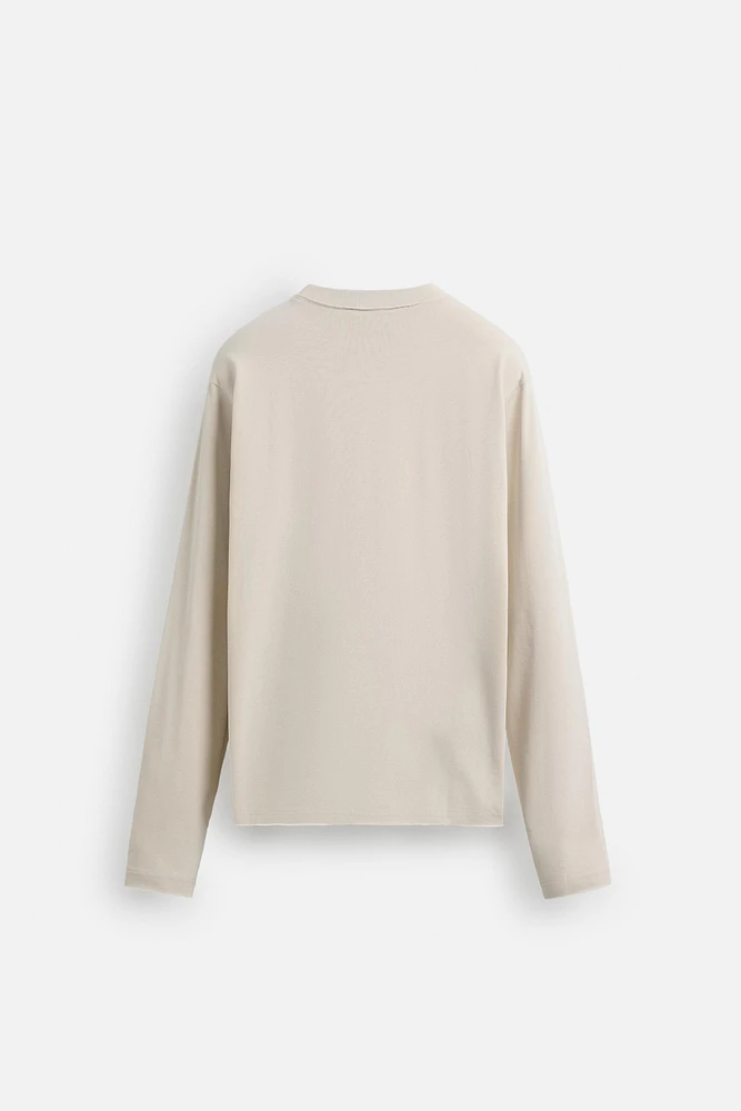 T-SHIRT WITH MESH TRIM