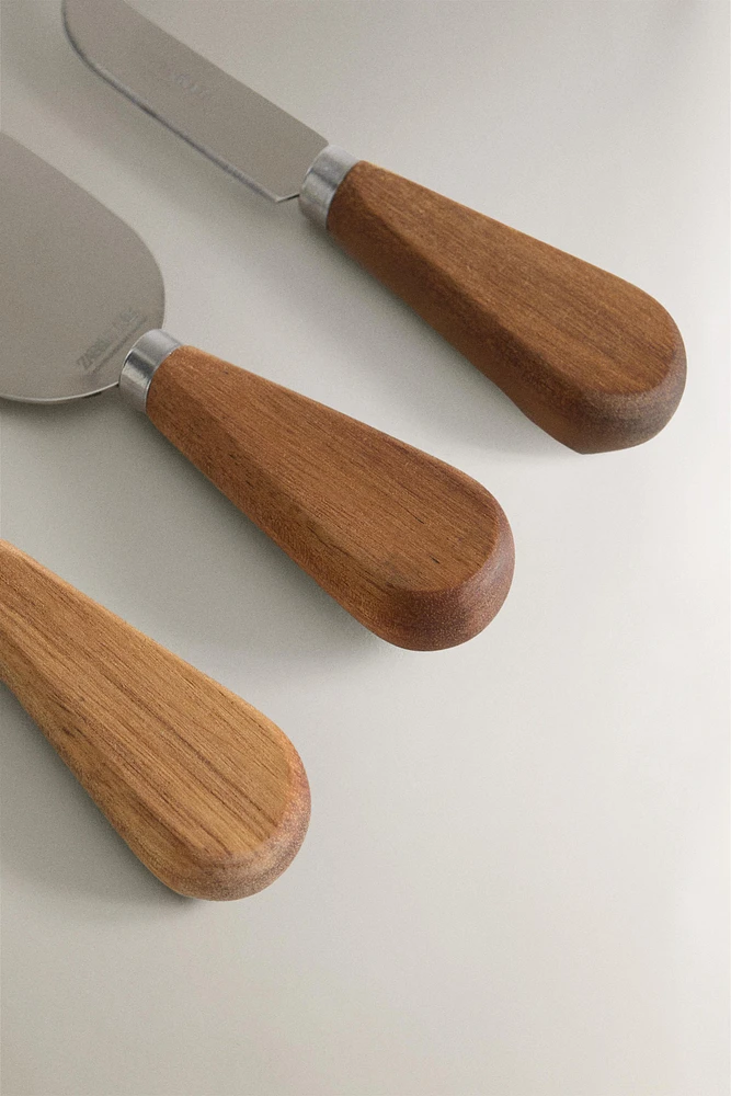 COUTEAUX À FROMAGE (LOT DE 3)