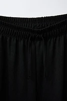 FLOWY WIDE LEG PANTS