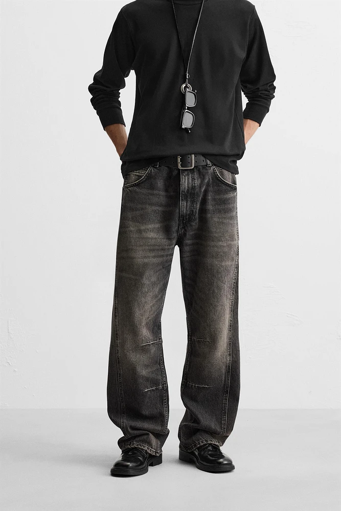 BAGGY FIT JEANS WITH SEAMS