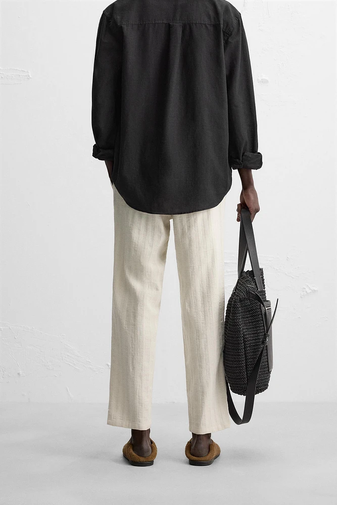 PANTALON EN JACQUARD À RAYURES