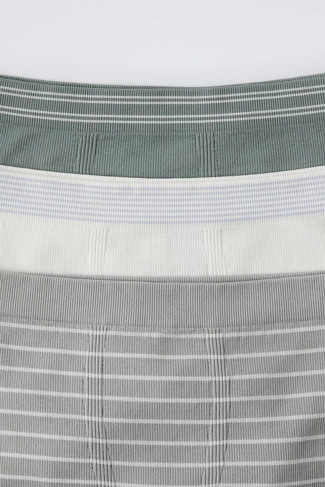 8-14 YEARS/ THREE-PACK OF SEAMLESS STRIPED BOXERS