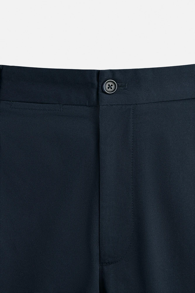 PANTALON REGULAR FIT À PLIS
