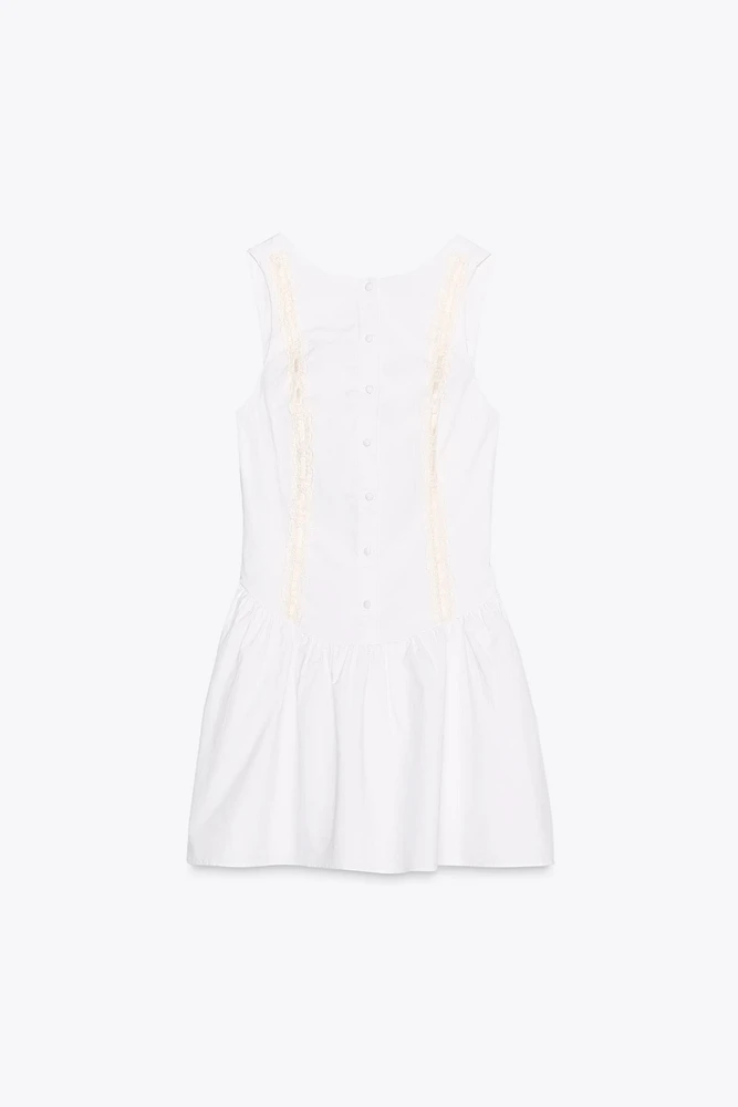 ROBE EN POPELINE AVEC DENTELLE