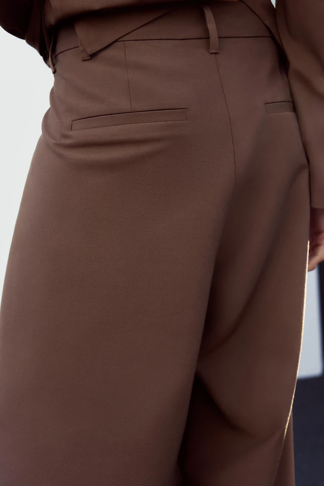 ADJUSTABLE WAIST PANTS