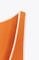 CONTRAST TRIM KNIT TOP