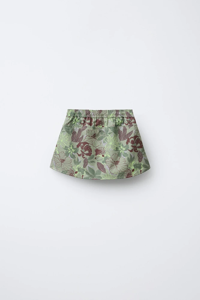 JUPE-SHORT À FEUILLES