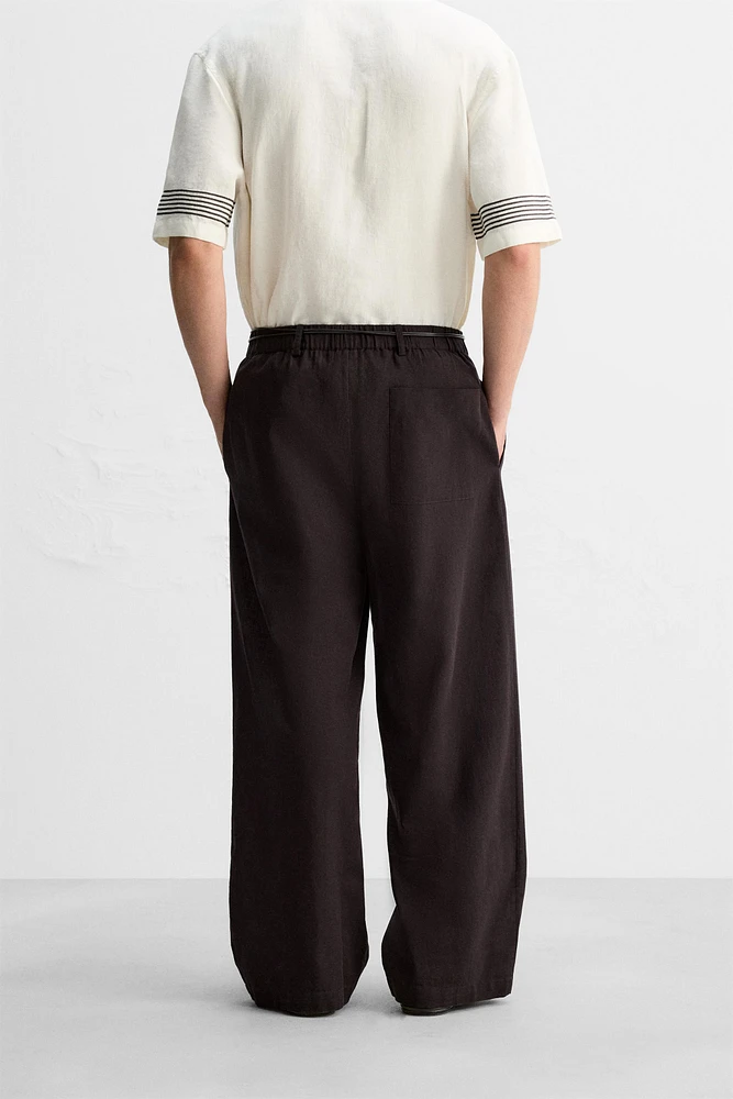 PANTALON EN COTON ET LIN À PLIS