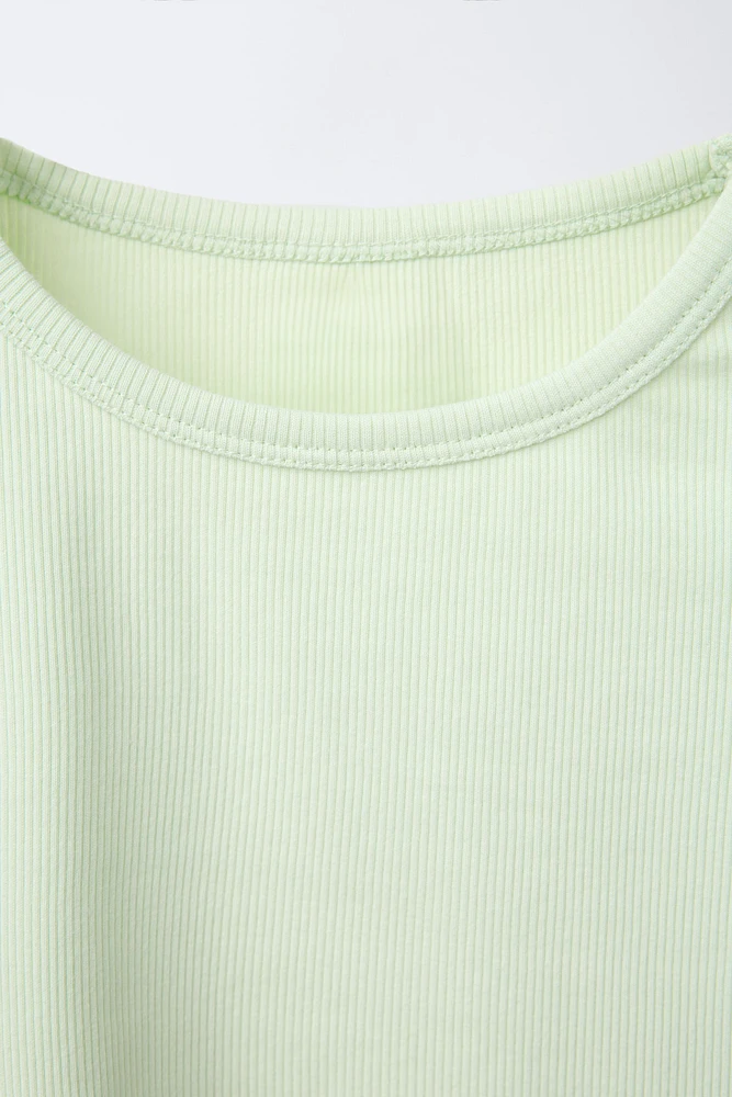 RIBBED CUT OUT BOW T-SHIRT