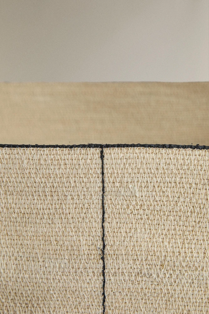 SQUARE BASKET WITH LINE