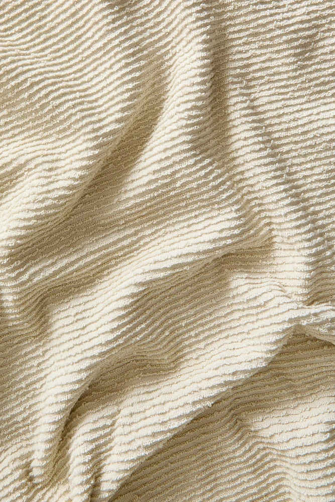TEXTURED COTTON BATH TOWEL