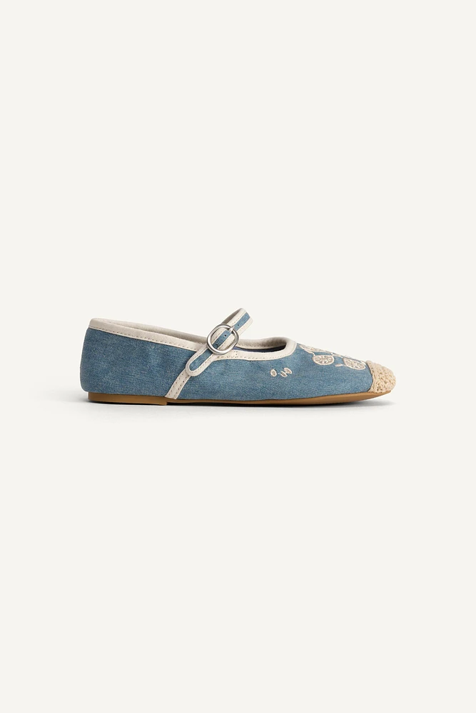 EMBROIDERED BALLET FLATS