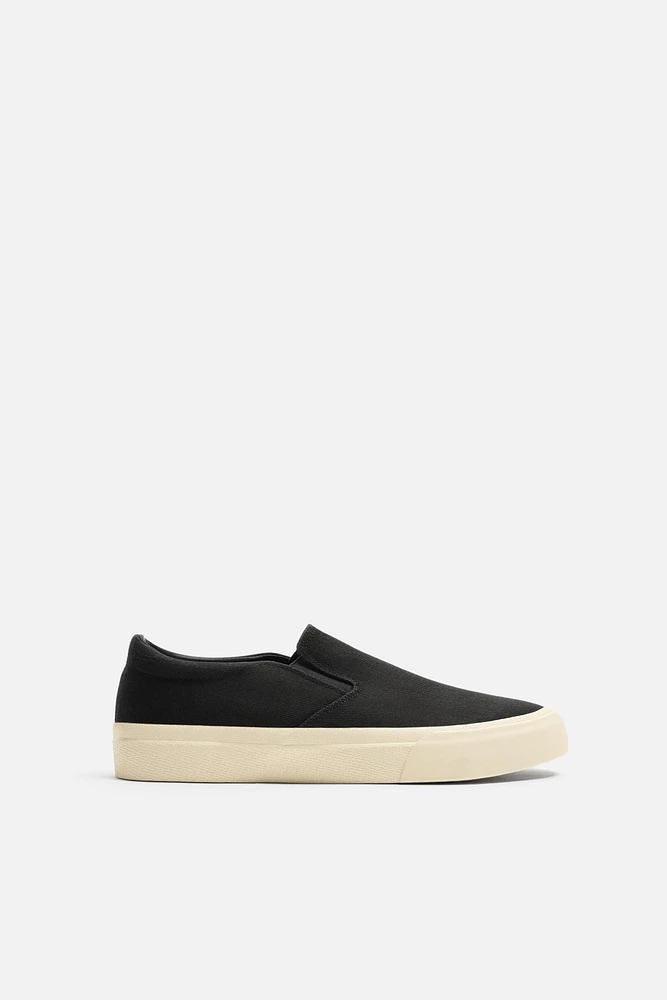 CHAUSSURE SANS LACETS EN TISSU