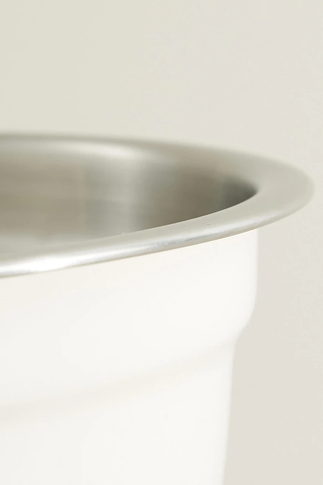 STACKABLE KITCHEN MIXING BOWL
