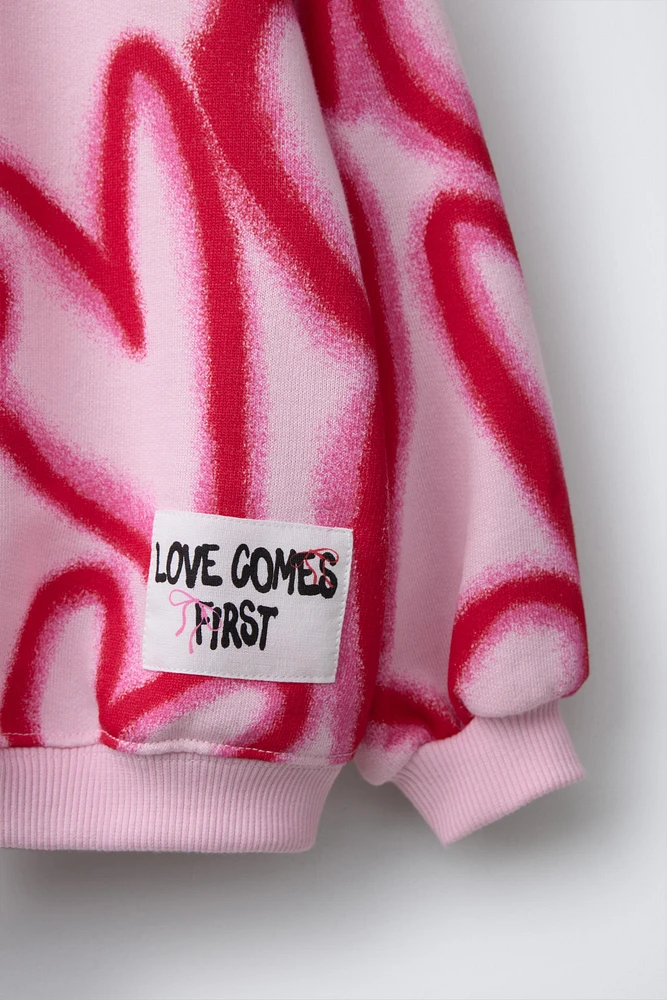 GRAFFITI HEART SWEATSHIRT