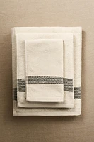 COTTON BATH TOWEL WITH PLEATED BORDER