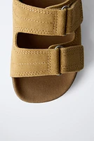 SANDALES EN CUIR